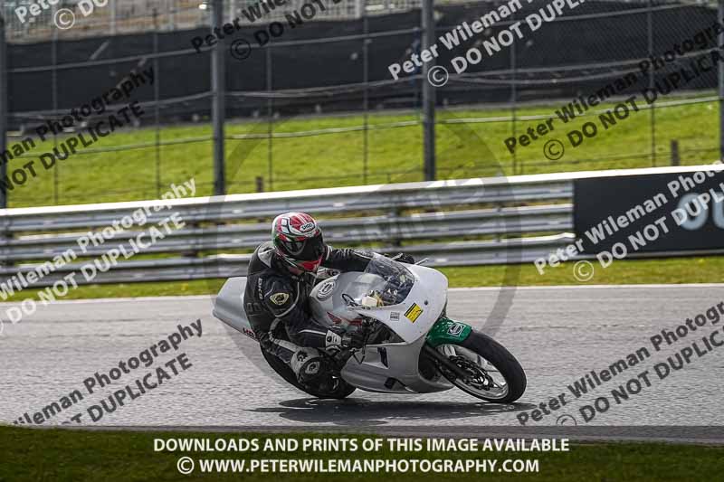 anglesey;brands hatch;cadwell park;croft;donington park;enduro digital images;event digital images;eventdigitalimages;mallory;no limits;oulton park;peter wileman photography;racing digital images;silverstone;snetterton;trackday digital images;trackday photos;vmcc banbury run;welsh 2 day enduro